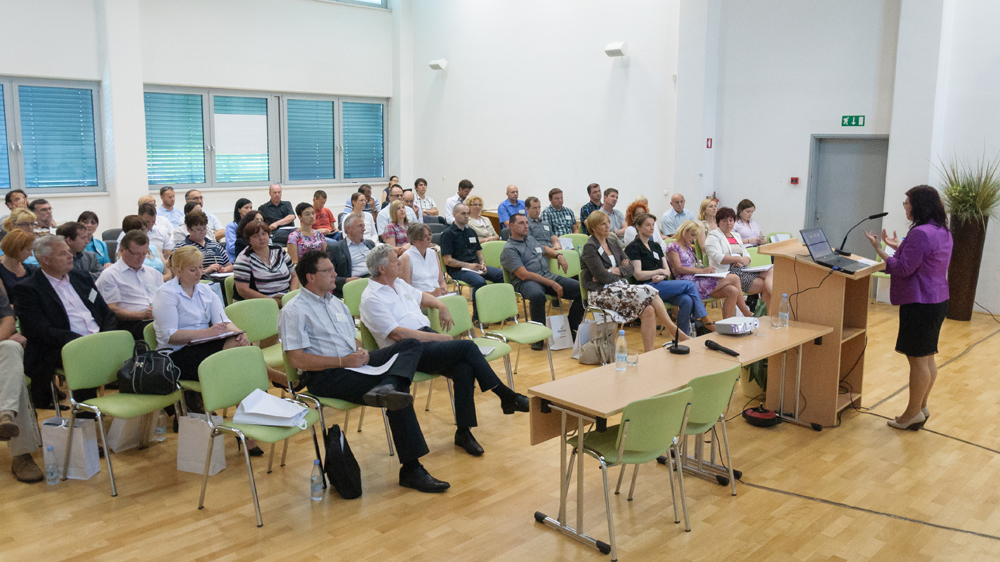 Strokovni posvet - Zelena strategija ravnanja z odpadki kot viri - foto: Boštjan Čadej