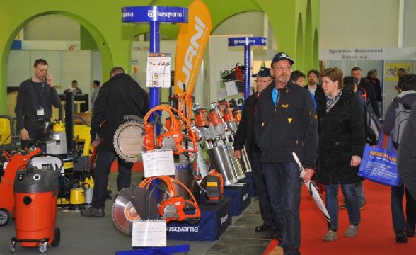 Pomurski sejem 2016 kmetijska mehanizacija 1