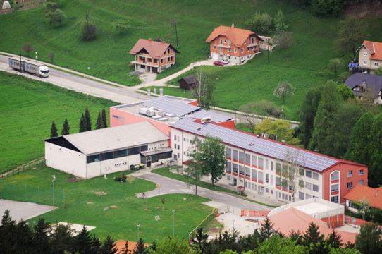 Svojo streho je podjetju Sonce energija oddala v najem tudi Osnovna šola Dobrna.