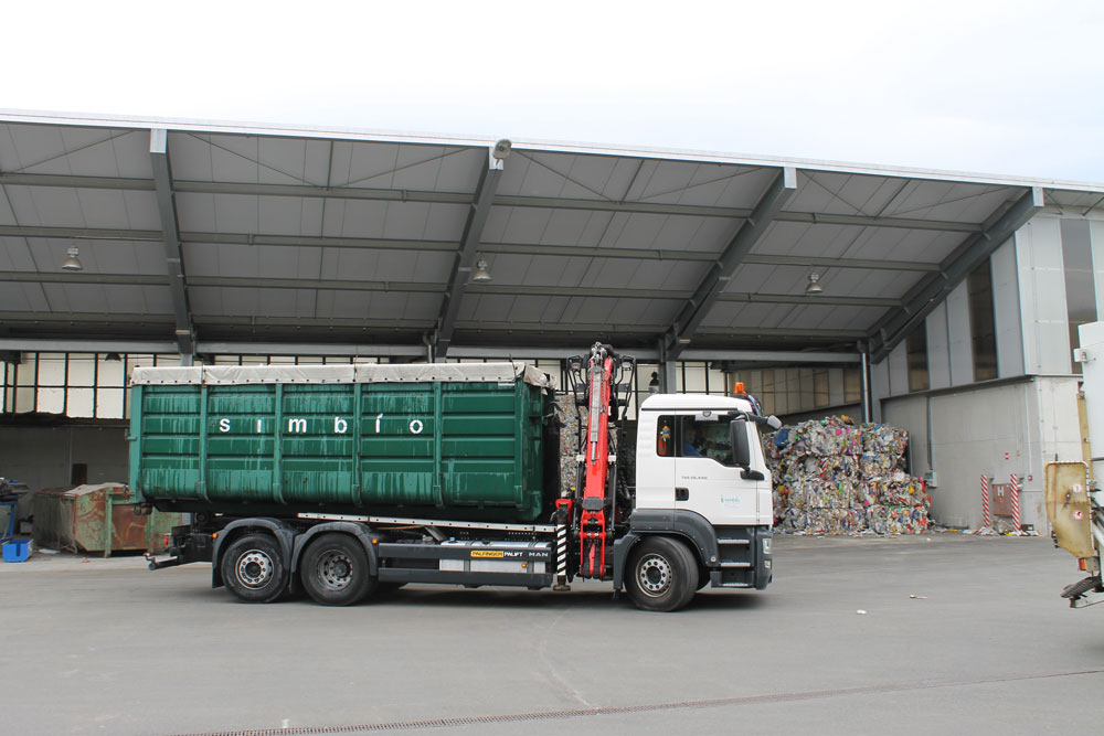 simbio vsak dan zbere 450 ton odpadkov