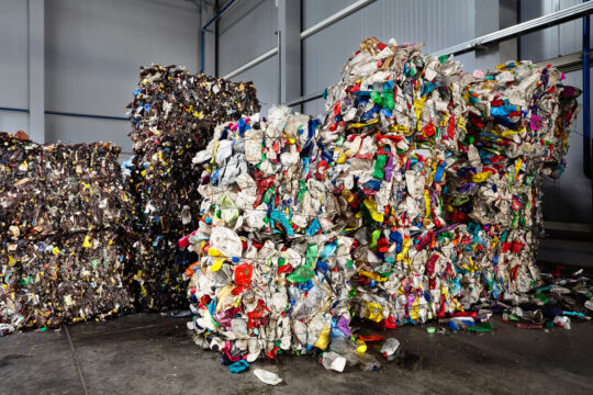 ZVO-2 bistveno spreminja ureditev proizvajalčeve razširjene odgovornosti, kjer je ključna sprememba vzpostavitev samo ene organizacije za vsak tok odpadkov. (Foto: shutterstock)