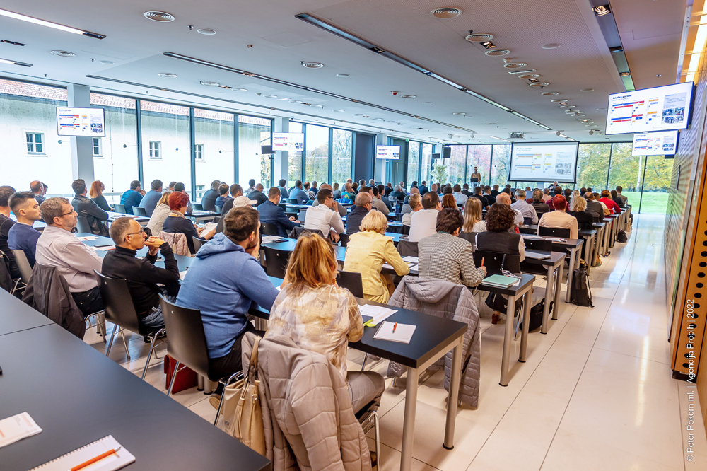 Na 14. konferenci inštituta Enekom so predstavili tudi primere prakse na področju ciljnega spremljanja rabe energije. Foto: Peter Pokorn jr.
