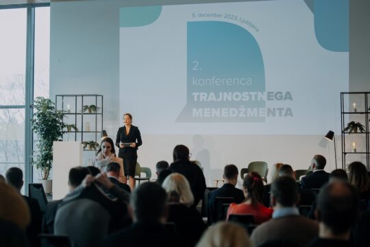 Ana Struna Bregar fotoAnzeKrze