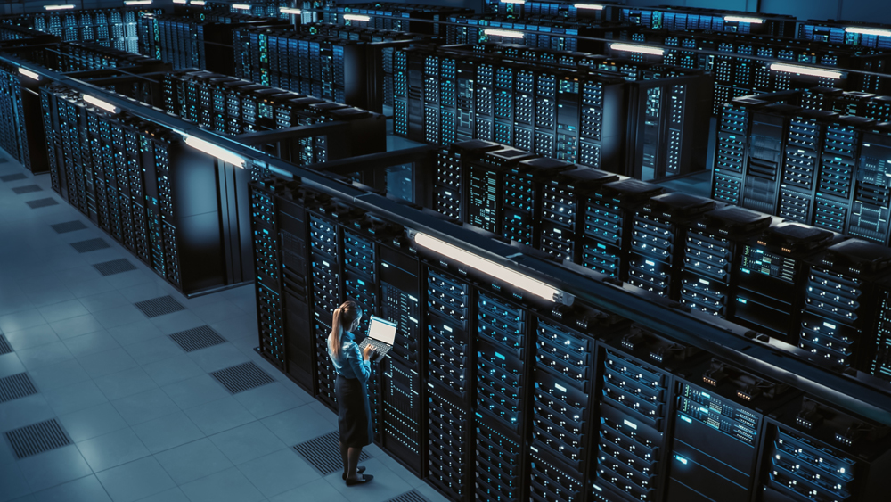 Z orodji umetne inteligence (UI, angl. artificial intelligence, AI) podjetja izboljšajo upravljanje in vodenje področja ESG (okolje, družba, upravljanje) na več načinov.