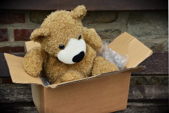 package 2366468 1280 1