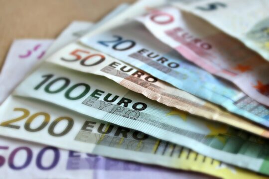 banknotes 209104 1280