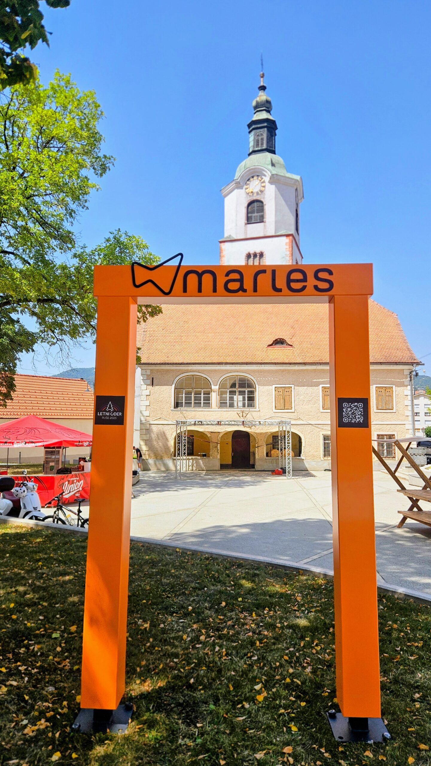 Dom je vec kot stiri stene Marles na Letnem odru Ruse povezal skupnost in kulturo. Foto Marles scaled