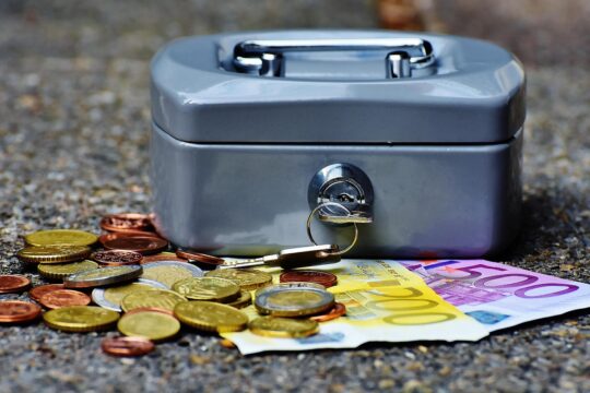 cashbox 1642989 1280 1
