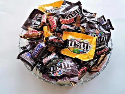 halloween candy 1014629 1280
