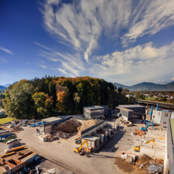 Brez centrov za predelavo, sortiranje in testiranje ni mogoče razviti konkurenčnega trga sekundarnih surovin.