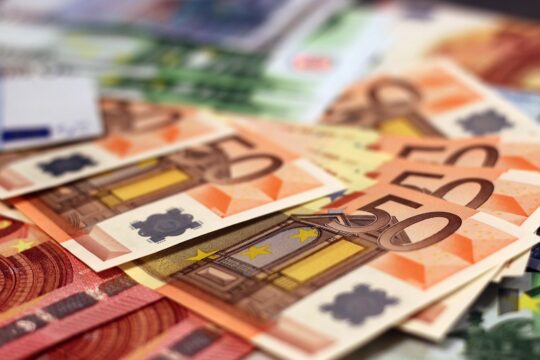 money 1005477 1280