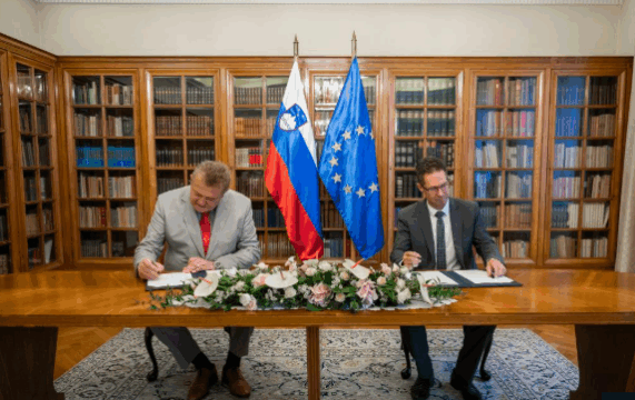 Posnetek zaslona 2025 10 06 072240