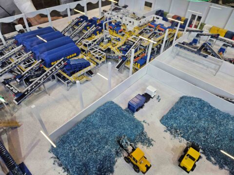 Photo 04 scale model of Ecourbis MSW plant resized
