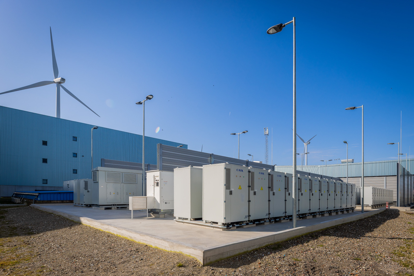 2025 03 13 rwe switches on large scale battery energy storage system in eemshaven