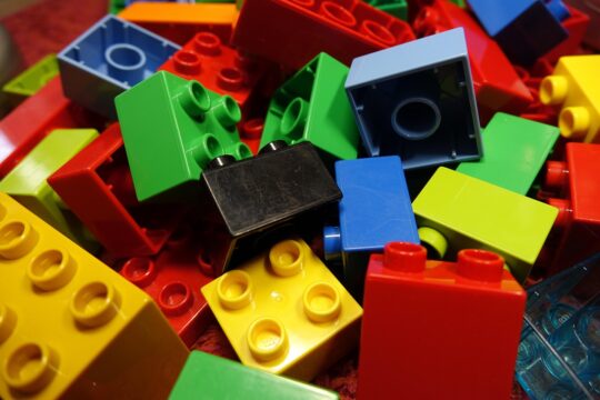 semevent lego blocks 2458575 1280