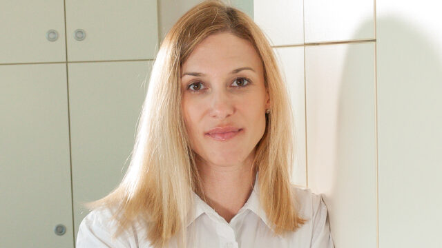 Ana Brodar foto Bostjan Cadej 1