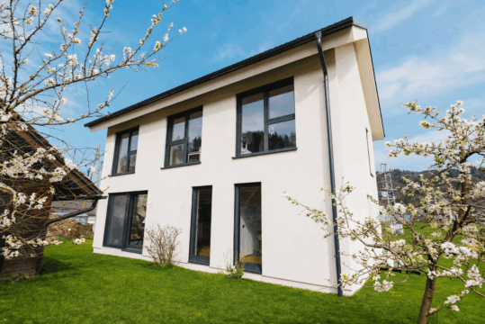 MARLES SZJ April Lumniya 1