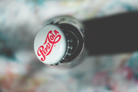 pexels izabrella 988952