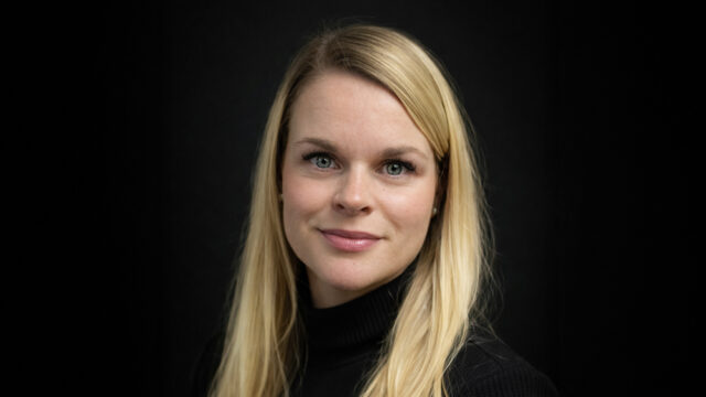 Lara Sarabon Stojs